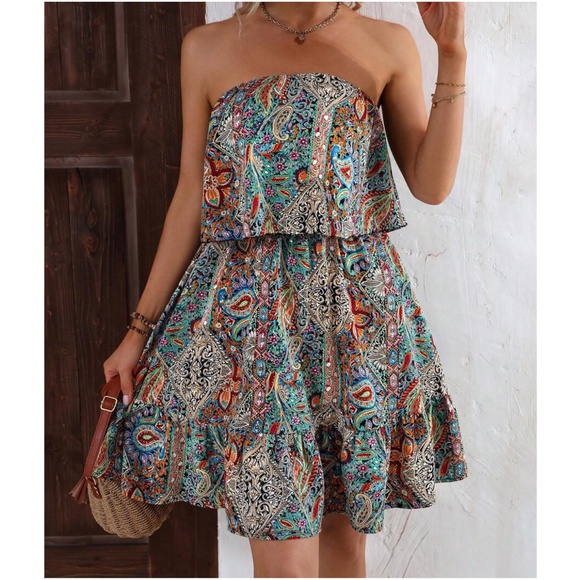 Boho Paisley Print Strapless Tube Mini Dress - Picture 4 of 4